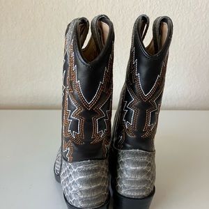 Durango cowboys Boots kids 8.5